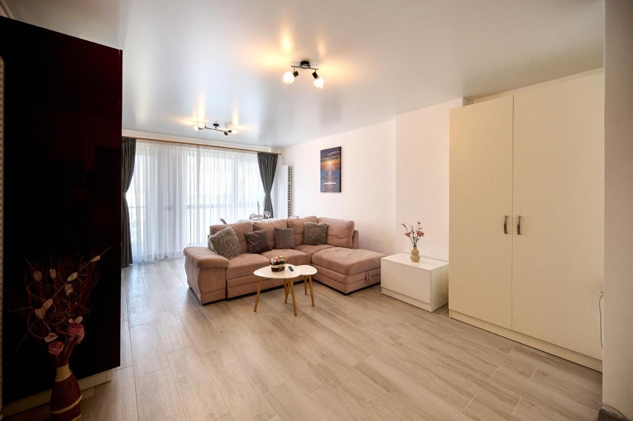 Apartmán Palmas - Pool By N10 Năvodari Exteriér fotografie