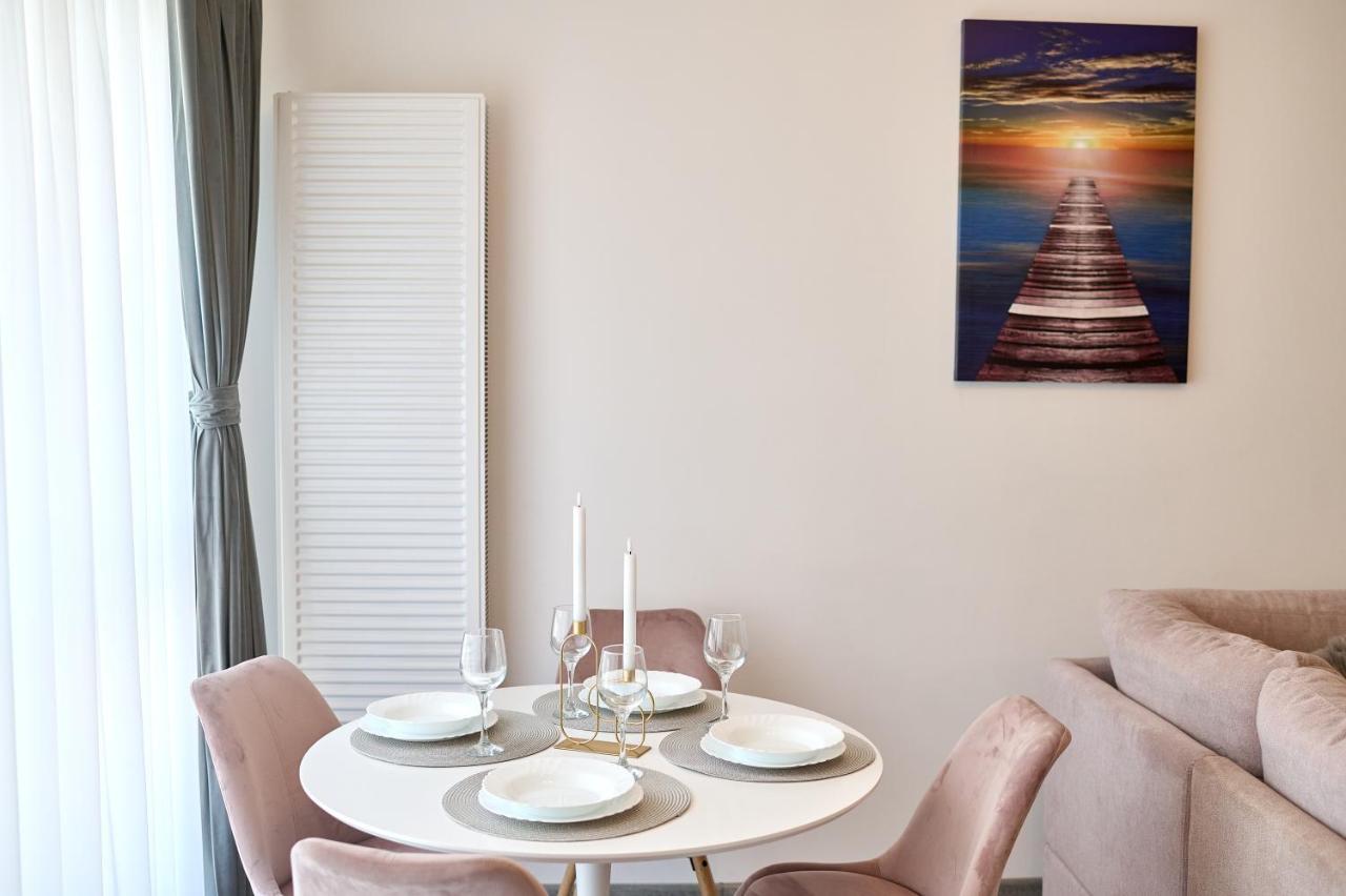 Apartmán Palmas - Pool By N10 Năvodari Exteriér fotografie